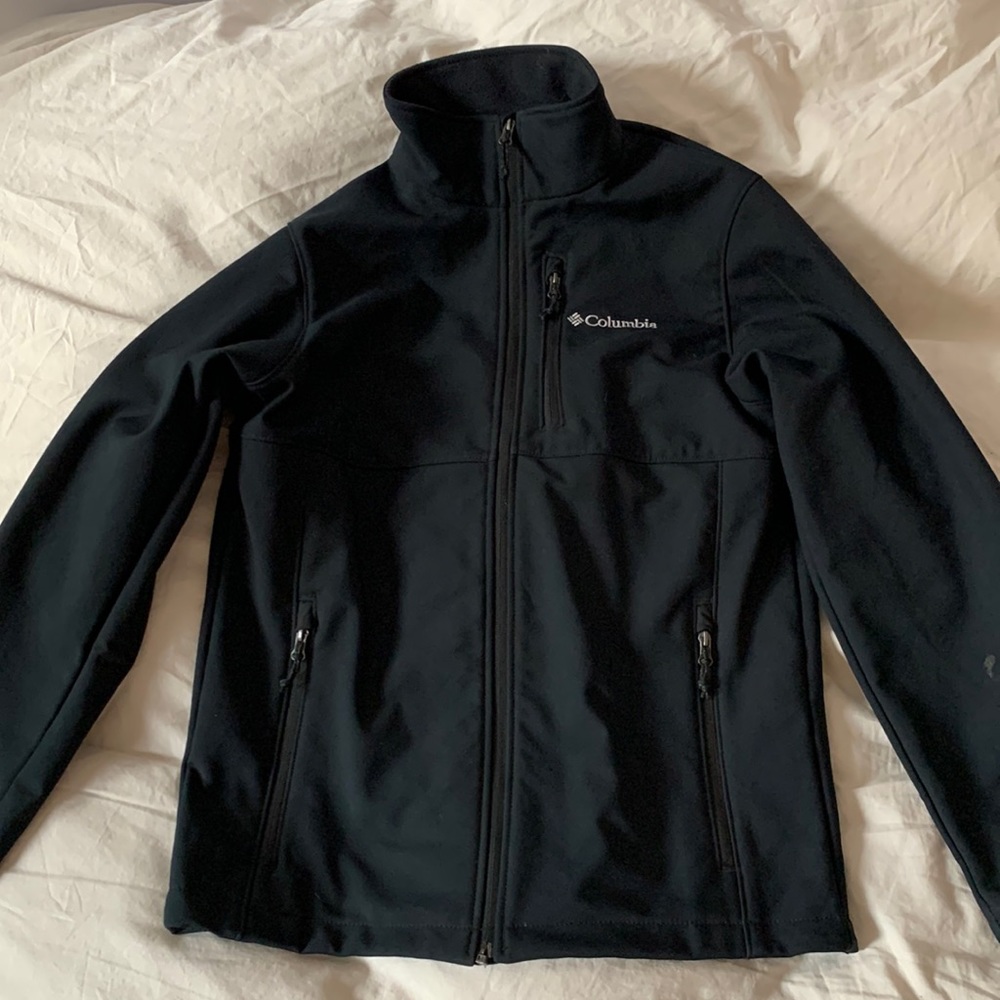 Black Colombia Jacket: Ascender Softshell